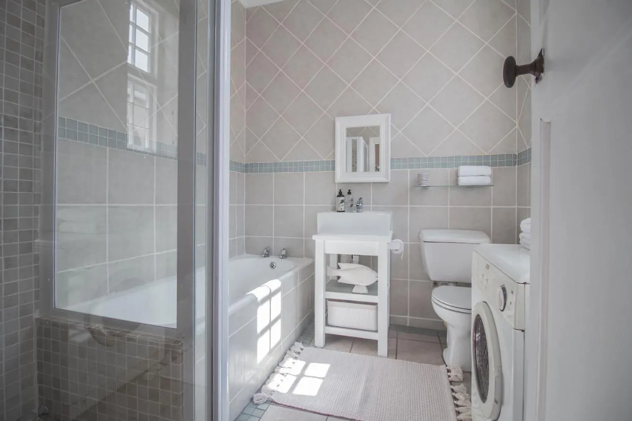 Victoria Court Two Bedroom Oasis In Trendy Long St Cape Town Apartment
